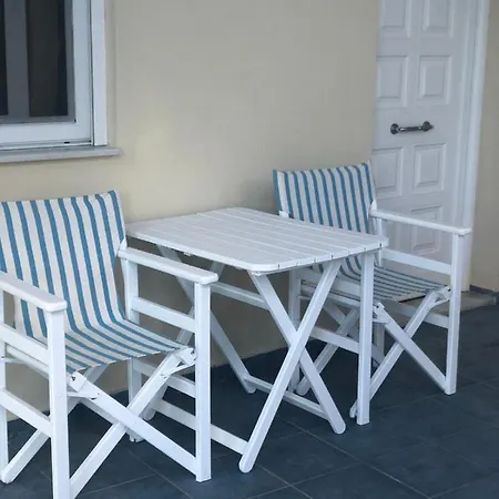Memi beach house * Koróni